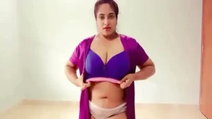 desi indian bhabhi choot me ungli karte huye